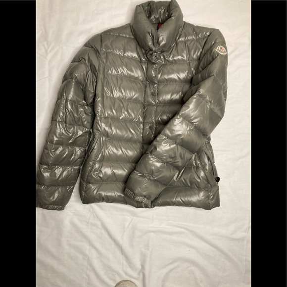 Moncler - Picture 2 of 9